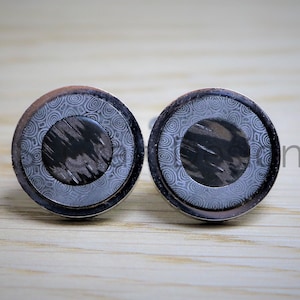 Damascus large cufflinks with whiskey barrel centre