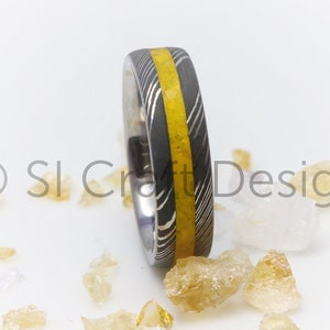 Damascus Ring inlaid with yellow citrine stones