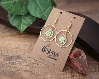 SAKURA flower earrings, gold necklace, resin earrings, pressed flower, resin jewelry, mori, terrarium, flowers earrings, dried flowers