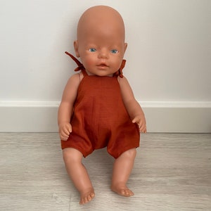 Baby Born-naaipatroon - pdf-poppen korte linnen romper met strikken voor Zapf Creations-pop van 43 cm en 17 inch