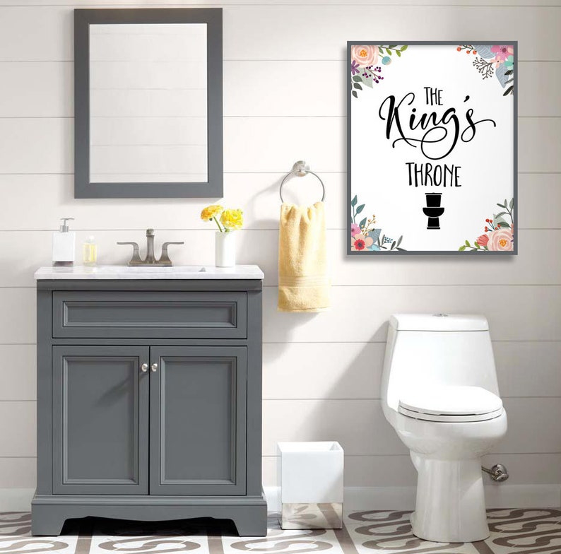 Bathroom Decor The Kings Throne Humorous Funny Art Toilet Image 0