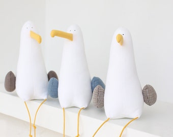 Trio de mouettes, Décoration nautique, Ensemble de trois mouettes, Lot de mouettes, Oiseau de mer, Jouet fait main, Jouet mouette, Möve, DECORNERHOME