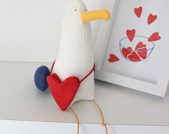 Seagull with heart bag, Engagement gift, Valentine gifts for him or her, Collectible toy, Nautical decor, Möve