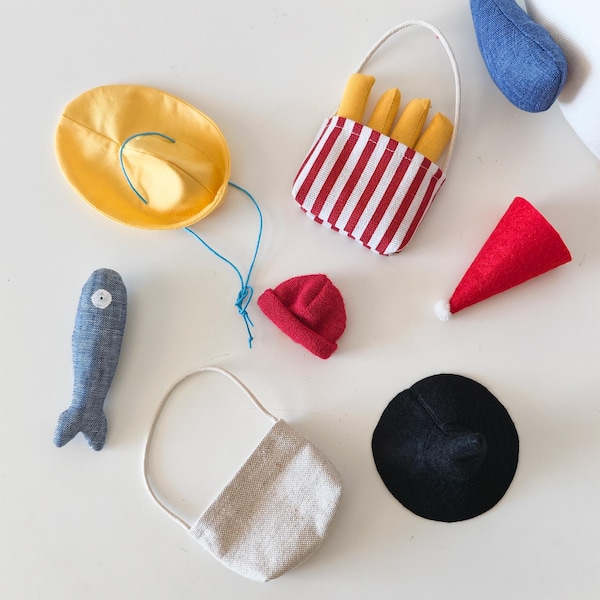 Seagull Peter accessories, Bag with sardine, Bag with French Fries & Red hat, Yellow rain hat, Christmas hat and Witch's hat, DECORNERHOME