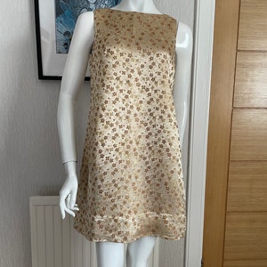 Original 1960s champagne gold shift dress. Floral dress. Hand made dress. Wedding dress. Vintage wedding dress. Gold dress.