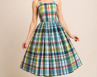Precioso vestido de falda amplia estilo años 50 con estampado de tartán/cuadros arcoíris.