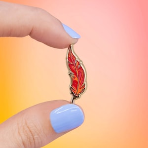 Mini phoenix feather pin | beautiful mystical power mini pin | protection enchantment pin | magical phoenix feather mythology renewal brooch