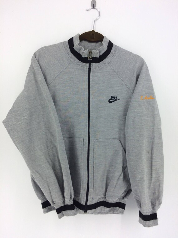 nike air varsity hoodie