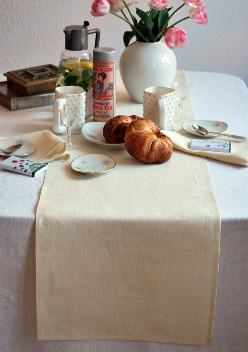 Table barrels made of linen 35 x 140 cm in light yellow image 2