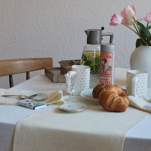 Table barrels made of linen 35 x 140 cm in light yellow image 1