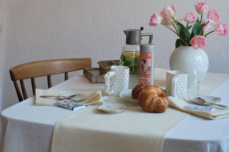 Table barrels made of linen 35 x 140 cm in light yellow image 1