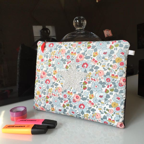 Pochette Ipad pro 11 pouces, housse ipad Liberty, tissu liberty Betsy, étoile pailletée argent