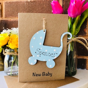 Personalisierte Neue Baby-Kinderwagenkarte mit abnehmbarem Holz-Andenken Geschenk