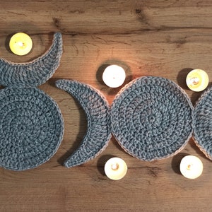 Altar cloth Triple moon Cernunnos Alter cloth Crochet table runner Moon tapestry Moon phase Witchcraft supplies Travel altar SET