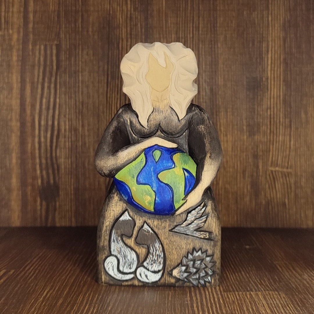 Personalized Custom Faceless Goddess Gaia Statue Mother Earth Pachamama ...