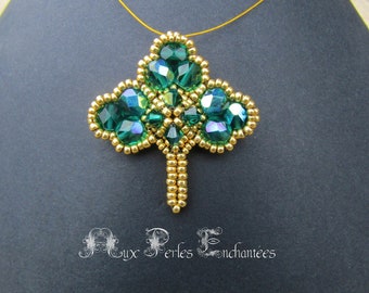 Beading pattern, beading tutorial, beading 3 leaves shamrock pendant,pendant, instructions, beadwork, beading instructions, St Patrick's day