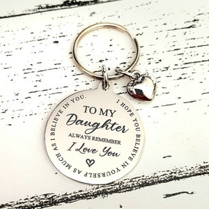Niece/ Nephew keyring,  the back can be personalised.
