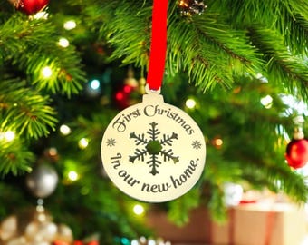 Personalised Christmas Bauble, 40mm Stainless Steel Flat Tree Decoration, Custom Engraved Ornament with Optional Ribbon Bow.