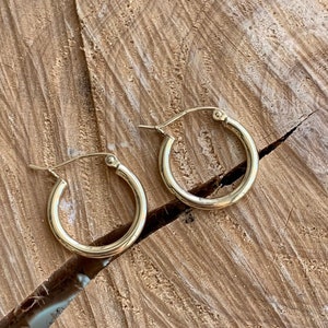 Argolas de ouro amarelo maciço 14K de 1/2&quot;