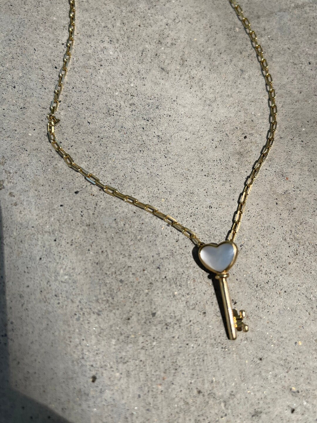 14k Solid Gold Key Necklace: Mother of Pearl Heart Pendant - Etsy