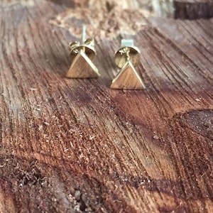 14K Yellow Gold Triangle Studs, Gold Studs, Solid Gold Earrings, Triangle, Triangle Studs, Triangle Earrings, Gold Triangle Stud Earrings