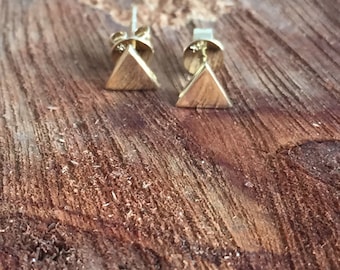 14K Yellow Gold Triangle Studs, Gold Studs, Solid Gold Earrings, Triangle, Triangle Studs, Triangle Earrings, Gold Triangle Stud Earrings