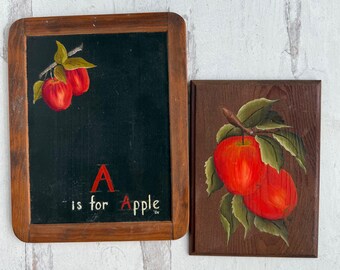 Vintage: Apple-themed Decor