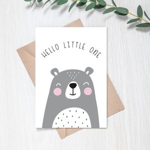 Nouvelle carte bébé, carte A6 avec enveloppe, Bonjour Little One, New Baby Boy, New Baby Girl, Cute Bear, Rose, Bleu, Carte de vœux blanc