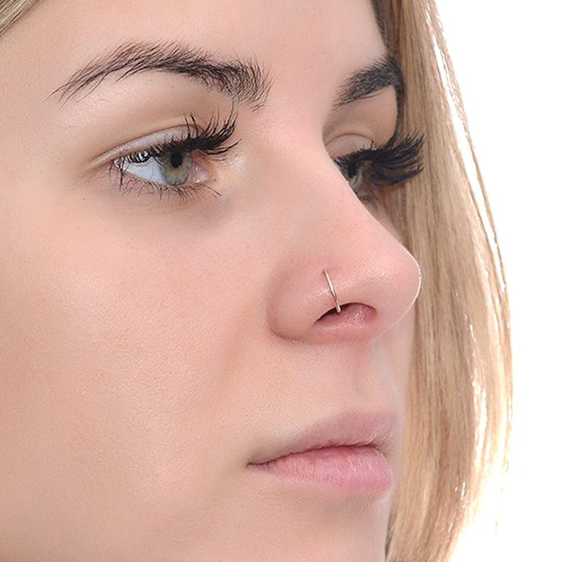 Septum Y Piercing En La Nariz