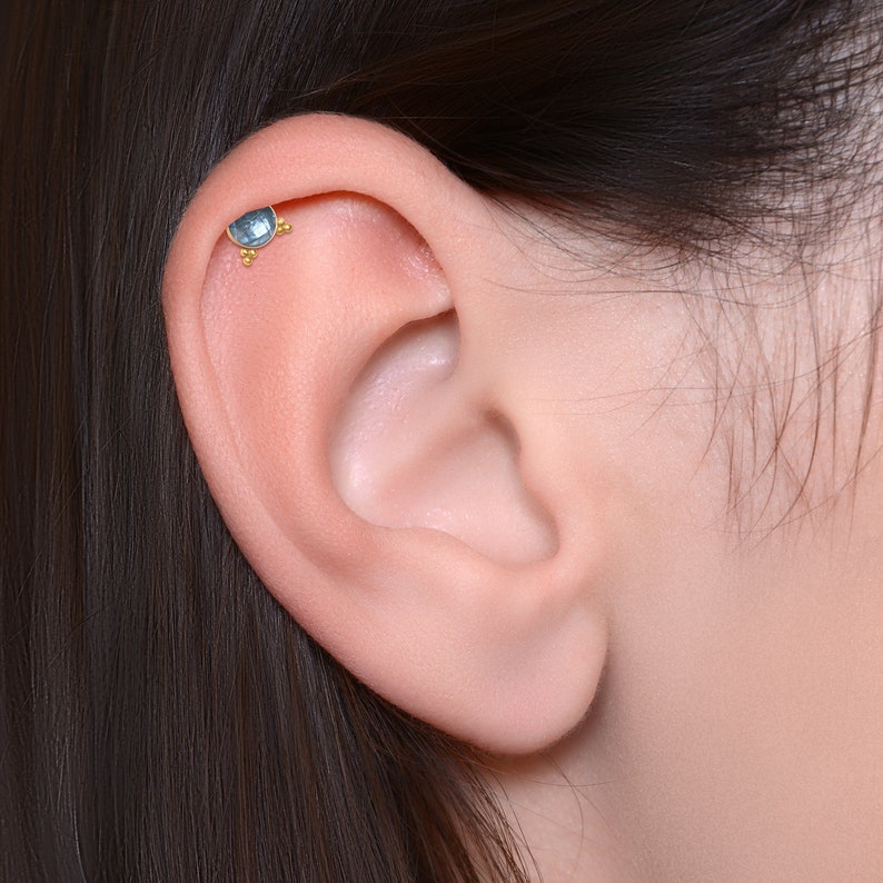 How To Take Out Piercing With Flat Back