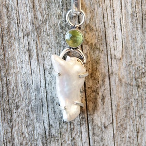 Stunning White Pearl Necklace, Biwa Pearl and Peridot 925 Sterling Silver Pendant 2, image 1