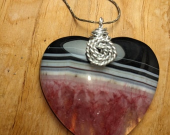 Strawberry Quartz Onyx Heart, Crystal Heart Necklace, Lovely Crystal Energy, HolidayGift -  Free Gift Pouch