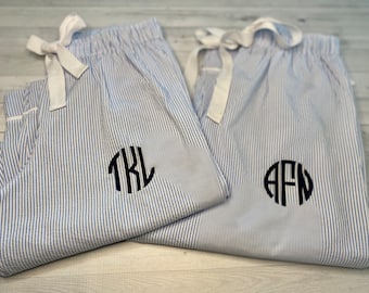 Monogrammed seersucker pajama pants / monogrammed pajama pants / bridesmaid gifts / seersucker pajamas / monogrammed sleep pants