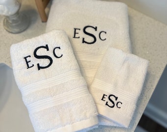 White towel set / 3 piece Bathroom towel / Personalized towels / Embroidered towel set / Monogrammed Bath Towels