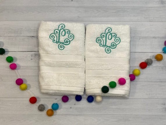 Engraved towel set hotsell