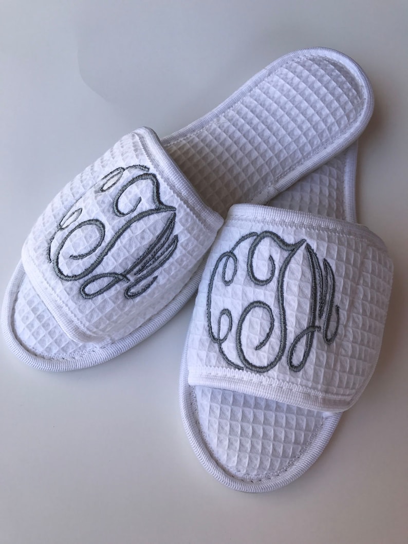 Monogrammed Spa Shoes / Bride Slippers / Cotton Waffle Etsy