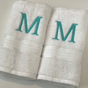 Monogrammed hand towels / Bath towels / Personalized towels / Monogrammed towel / Personalized Towel Set / Towels / monogrammed towels image 6