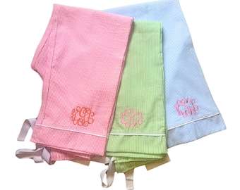 Monogrammed seersucker pajama pants / monogrammed pajama pants / bridesmaid gifts / seersucker pajamas / monogrammed sleep pants