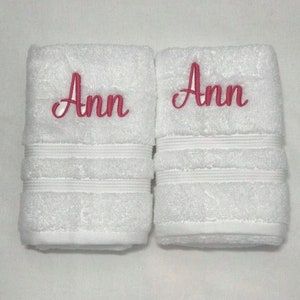 Monogrammed hand towel set / White Bath towels / Personalized towels / Monogrammed towel / Personalized Towel Set / Towels