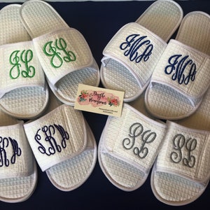 Monogrammed Slippers / Custom Slippers / Personalized Bridesmaid Gifts