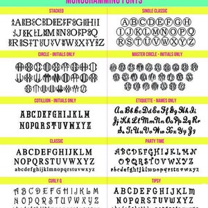 K&ouml;nnte beinhalten: Ein Diagramm, das verschiedene Monogrammschriftarten zeigt. Die Schriftarten sind mit "Stacked", "Single Classic", "Circle - Initials Only", "Master Circle - Initials Only", "Cotillion - Initials Only", "Etiquette - Names Only", "Classic", "Party Time", "Curly Q" und "Tipsy" beschriftet.