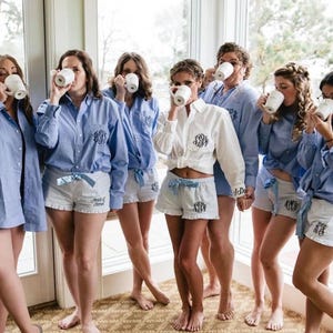 Monogrammed Oxford Shirt / Embroidered Bridesmaid Button Down / Personalized Bridal Party Getting Ready Shirt