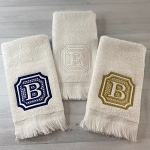Monogrammed Fingertip Towel / White Bath towels / Personalized custom decor for bathroom