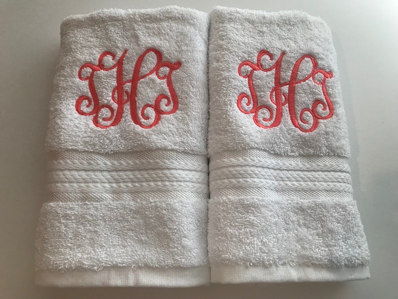 Monogrammed hand towels / Bath towels / Personalized towels / Monogrammed towel / Personalized Towel Set / Towels / monogrammed towels image 3