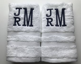 Monogrammed hand towel set / Bath towels / Personalized towels / monogrammed towels / embroidered towels / home / towels / bathroom towels