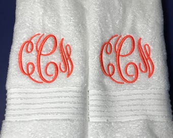 Monogrammed hand towel set / Personalized Bath towels / Custom Towels / Set of 2 monogram towels