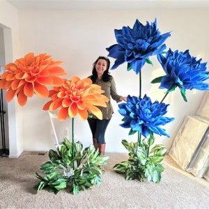 Custom Giant Foam Flowers with Stem/25-26 inches in diameter 3-6 ft tall/Custom Colors/Outdoor and Indoor decor/More info in description