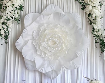 Fondo de flores de espuma grande de seis pies de diámetro/Telón de fondo de boda de lujo/Como en la imagen/Se puede colgar o instalar en un soporte a la altura ofrecida.