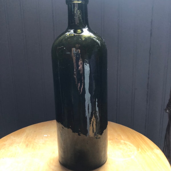 OLive Green verre Saxlehner’s Bitterquelle bouteille vintage dans un état fantastique