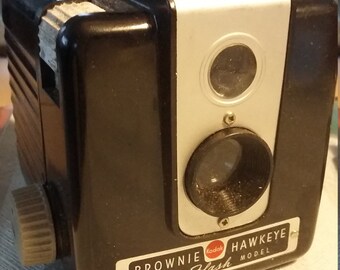 Brownie Hawkeye camera flash model late '50's cool , how it all began